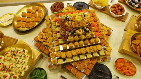 طاولة العيد