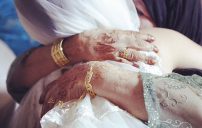 مؤثرة عن الام