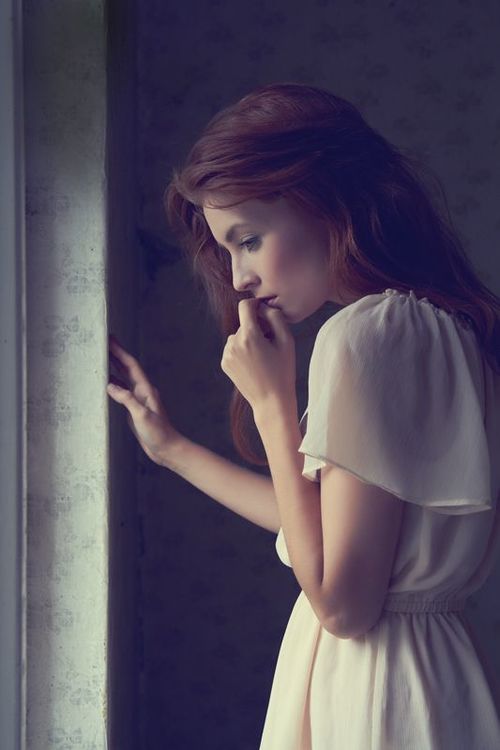 صور بنات جميلات حزينة
