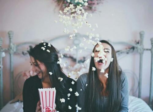 صديقة 6