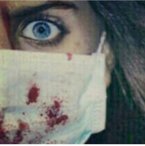 بنات حزينة 15