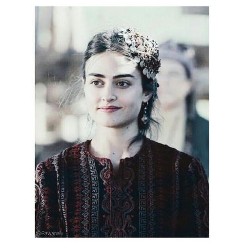 esra bilgiç