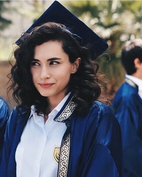 بنت متخرجة من الجامعة 5