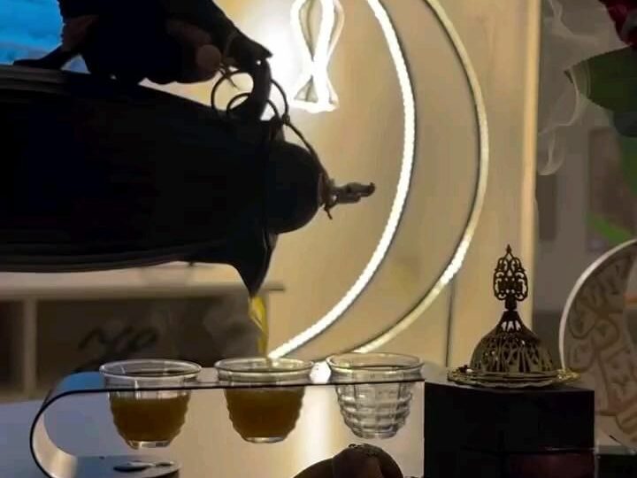 دعاء اليوم الأول من رمضان: أدعية مأثورة وخطة عملية لبداية قوية 1 ramadan crescent lantern