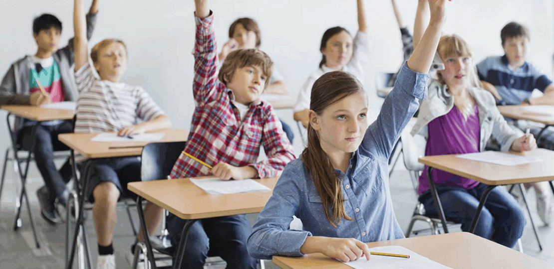 فقرة هل تعلم للإذاعة المدرسية قوية ومتنوعة وسهلة الإلقاء 1 school morning assembly microphone students